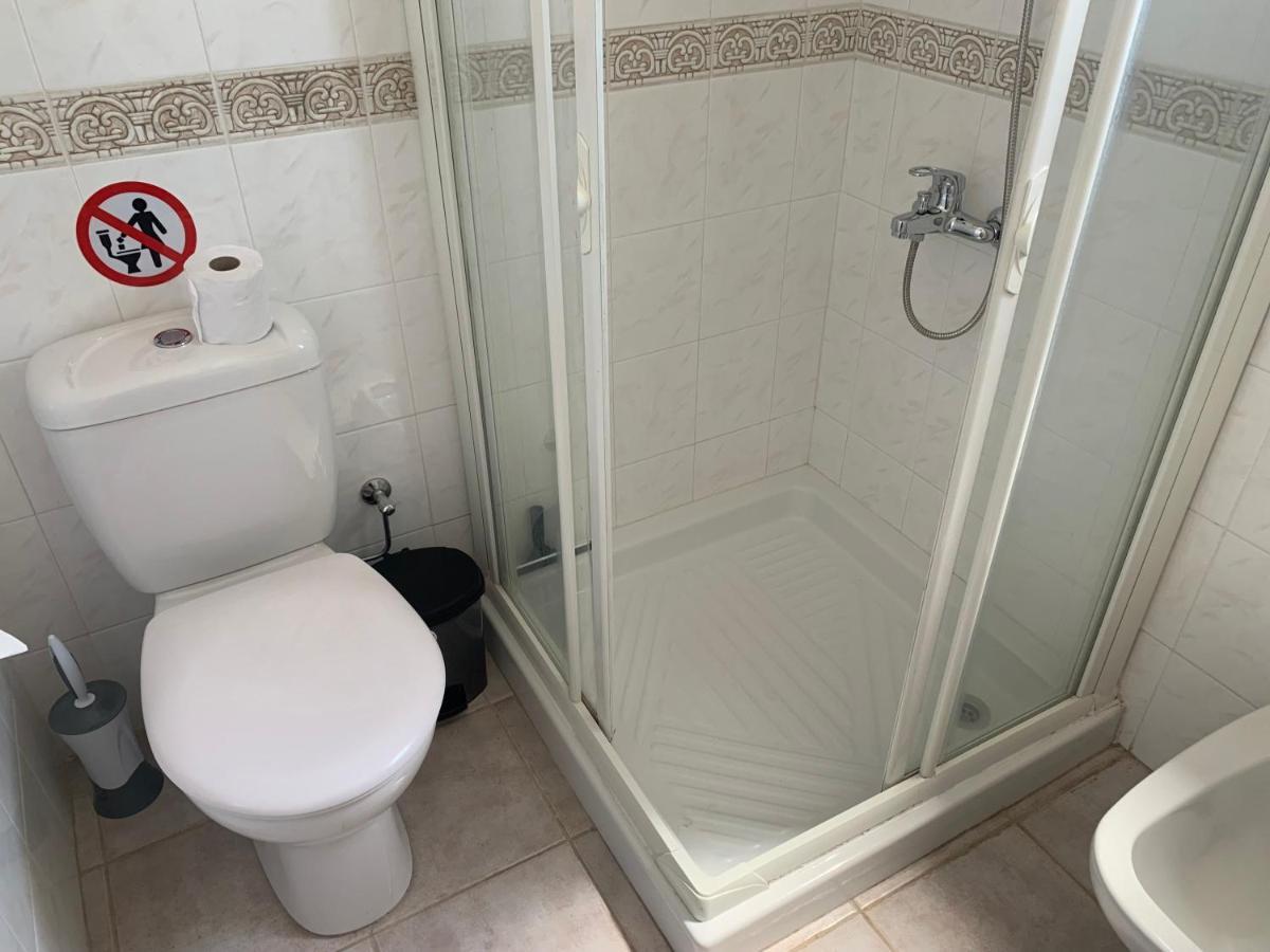 Kings Palace - Stylish, Modern 2 Bed With Sea Views بافوس المظهر الخارجي الصورة
