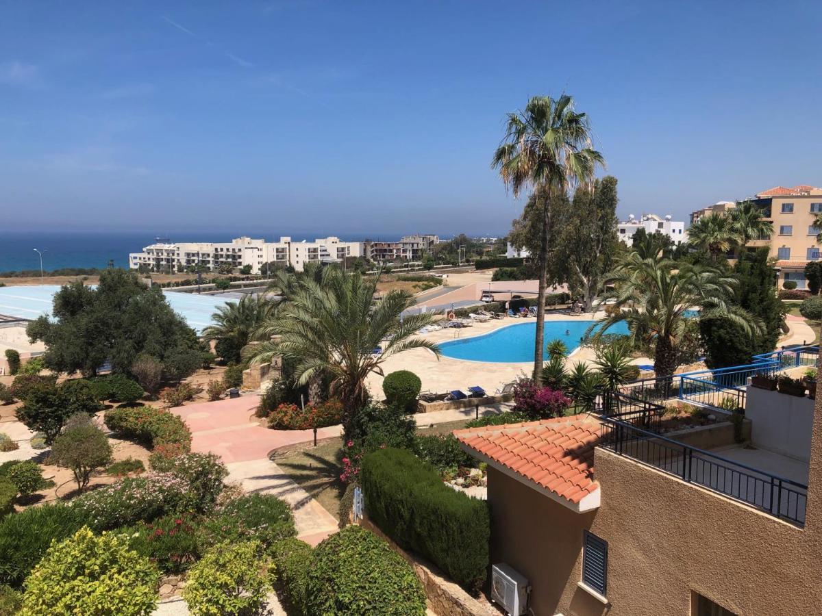 Kings Palace - Stylish, Modern 2 Bed With Sea Views بافوس المظهر الخارجي الصورة